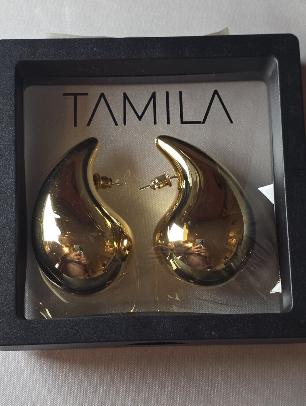 Tamila XL Teardrop Oversized Gold-Tone Earrings 1.75" New In Box - Picture 9 of 9